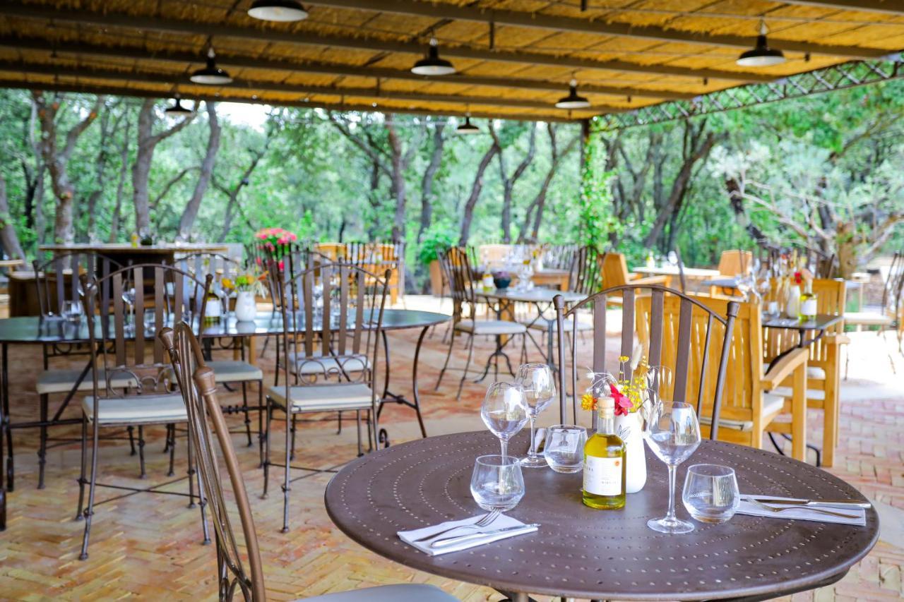 Hotel La Bastide D'Eygalieres Luaran gambar